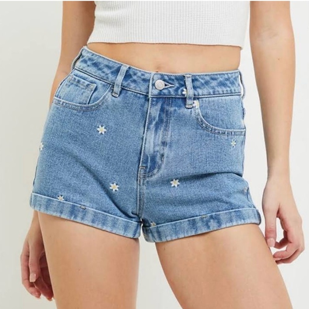 daisy pacsun shorts